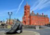Đắm mình trước vẻ đẹp cổ kính của thành phố Cardiff nước Anh